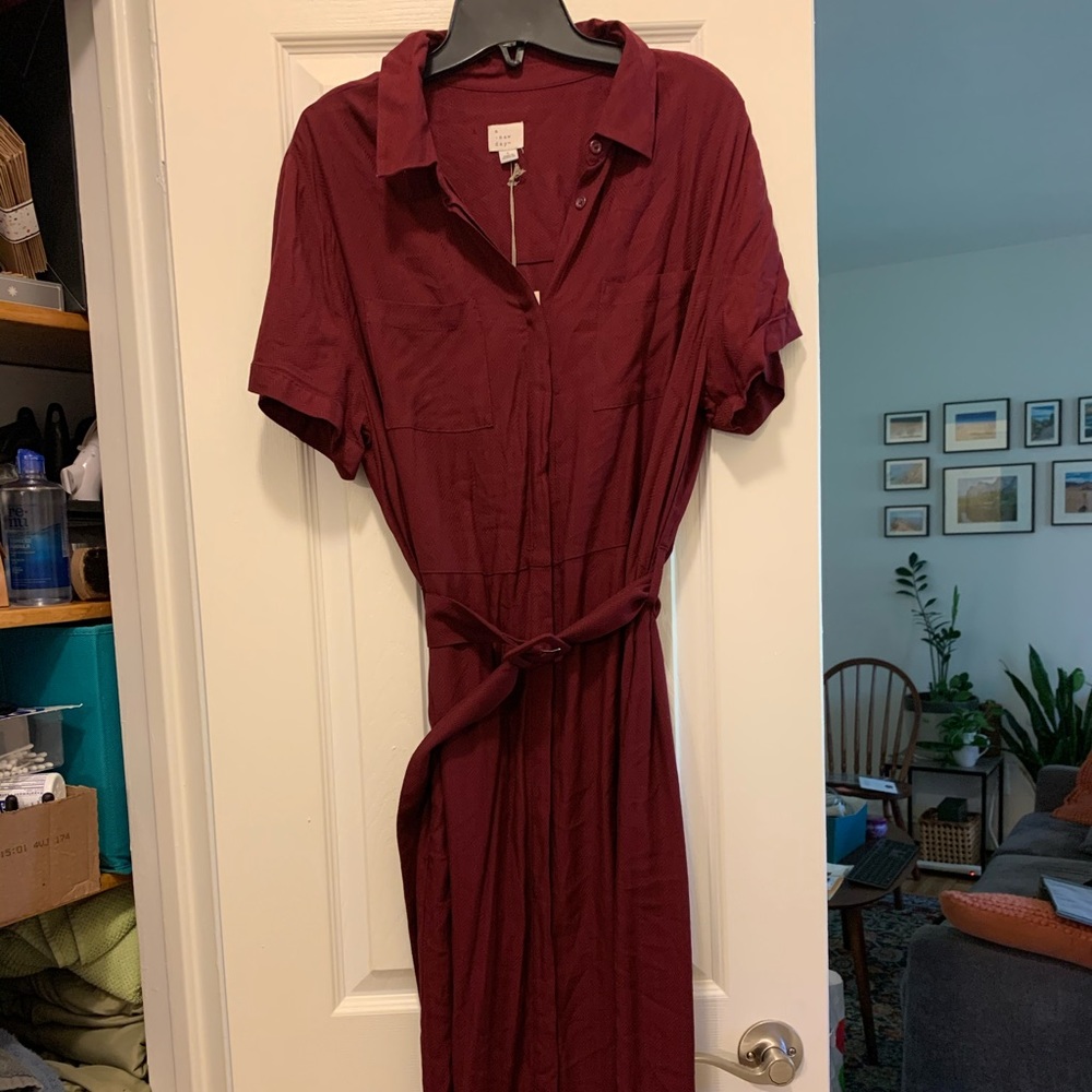 Burgundy midi tshirt dress. Size L